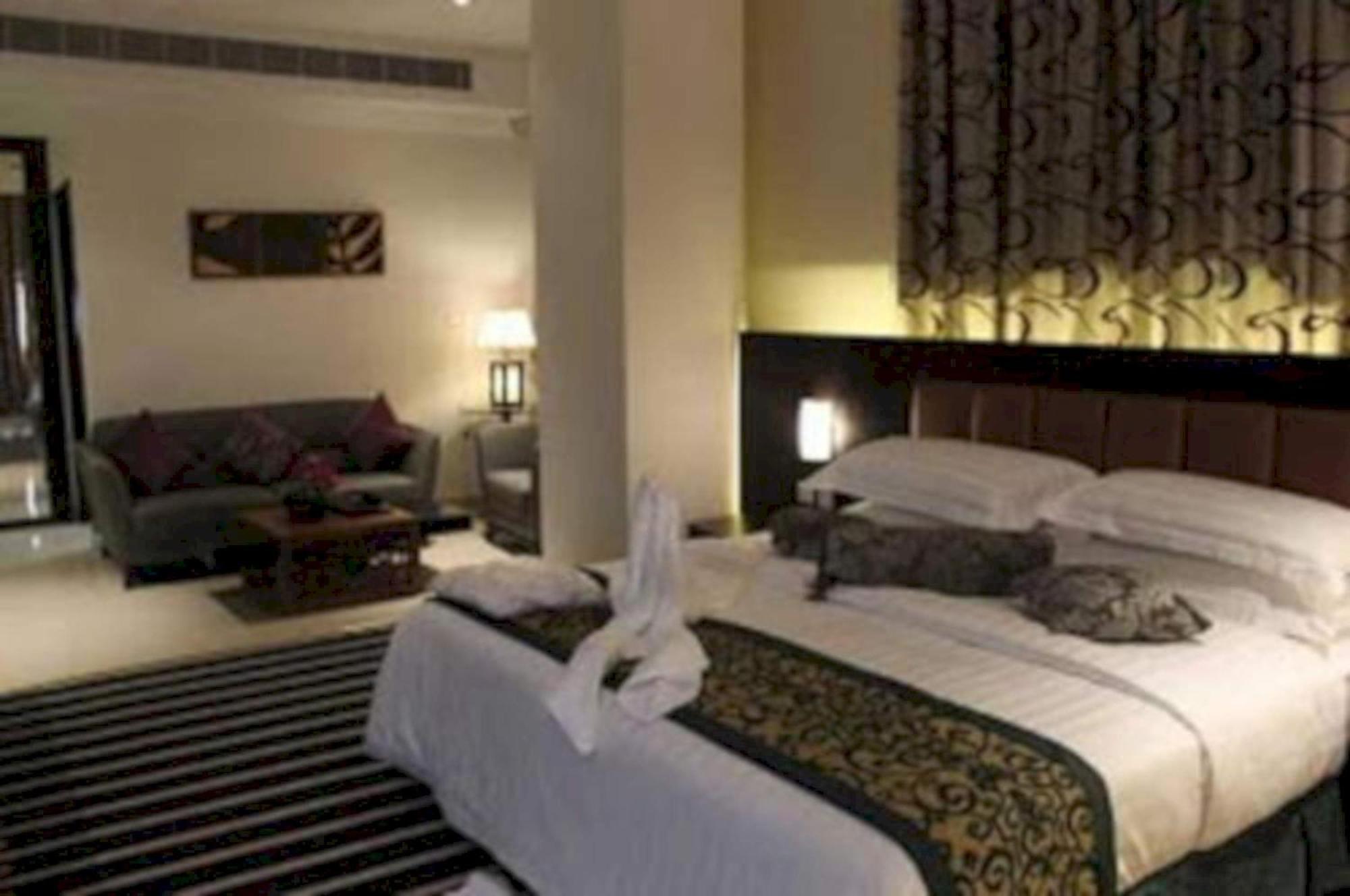 Sunday Millennia Hotel Riade Exterior foto